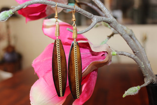 Earring elegant in dark brown horn,Handmade horn earrings