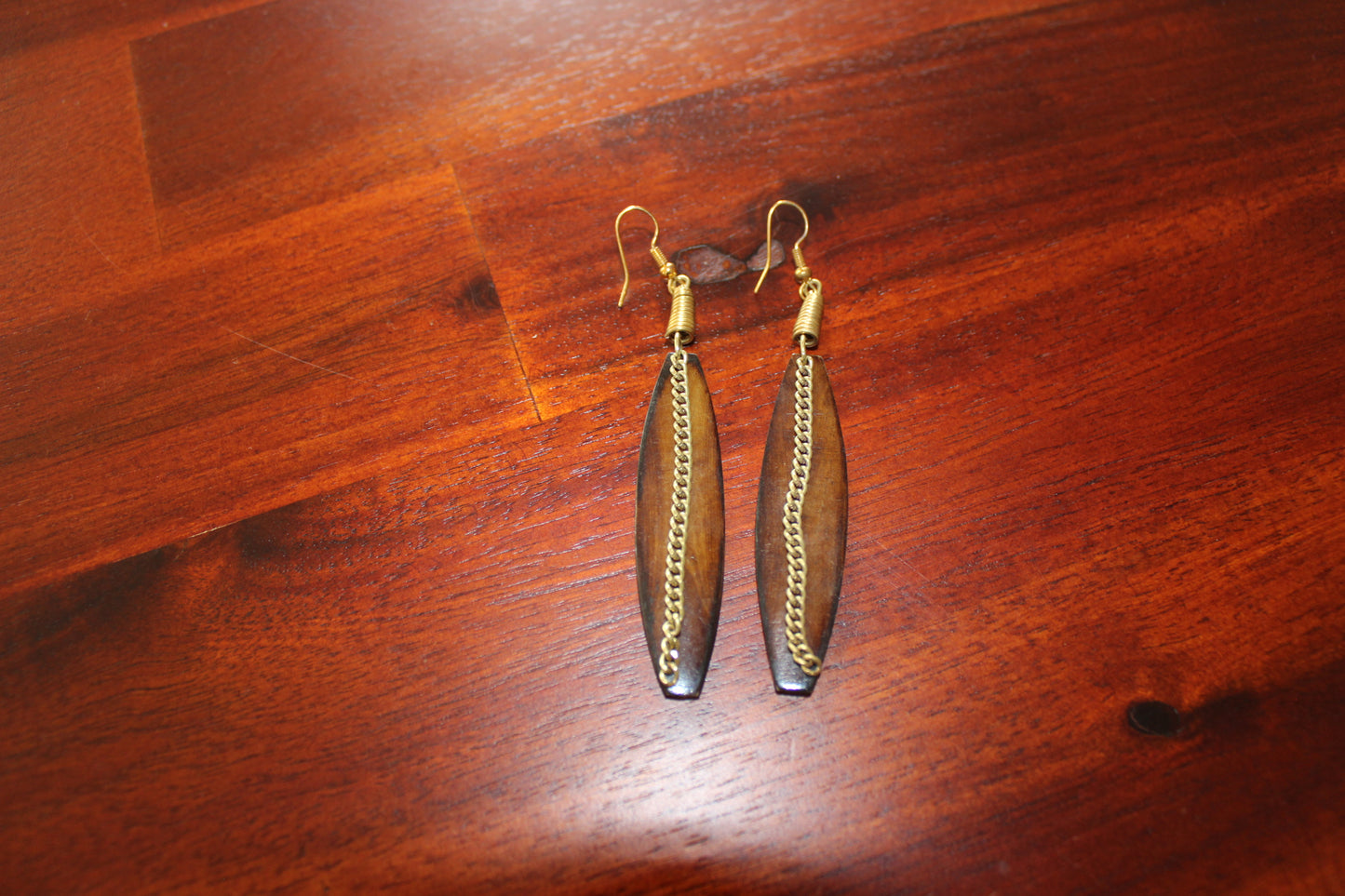 Earring  elegant  in dark brown horn,Handmade horn earrings