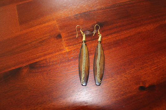 Earring  elegant  in dark brown horn,Handmade horn earrings